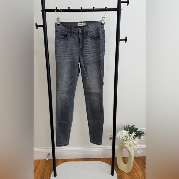 Madewell 9” High Riser Skinny Jeans Size 26 Inseam 27” Dark Wash Stretch Denim🩶 - Picture 4 of 10